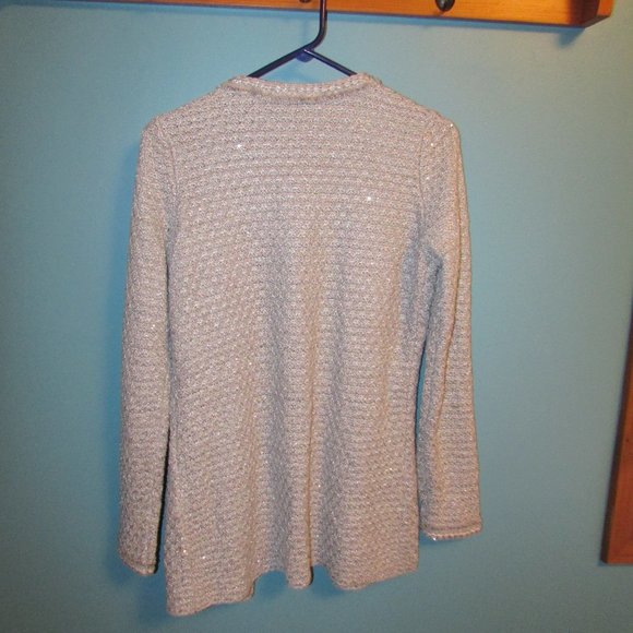 WHBM Sequin-Detail Cover-Up - Picture 11 of 12